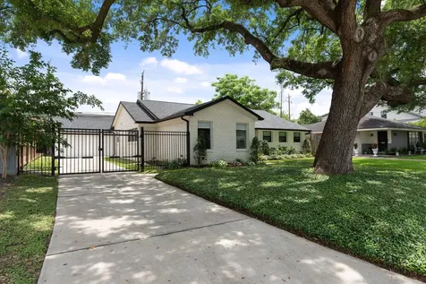 2501 Briarhurst Drive Houston TX 77057