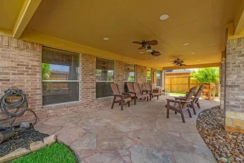 2710 Taos Trail Deer Park TX 77536