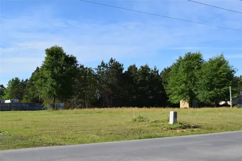 1129 County Road 5100 Cleveland TX 77327