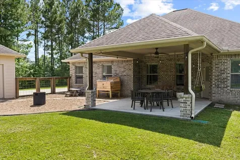 685 Dayna Lane Sour Lake TX 77659