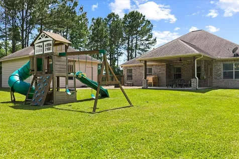 685 Dayna Lane Sour Lake TX 77659