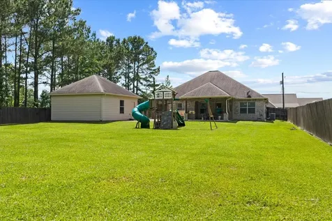 685 Dayna Lane Sour Lake TX 77659