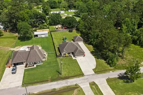 685 Dayna Lane Sour Lake TX 77659