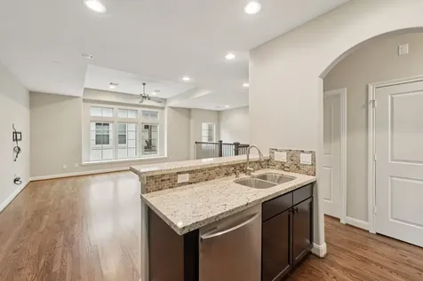 1214 Sampson Street Houston TX 77003