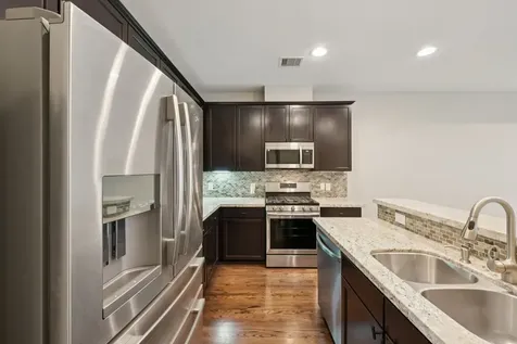 1214 Sampson Street Houston TX 77003