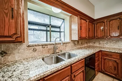 67 N Skyflower Court Spring TX 77381