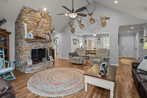 144 Redbud Circle Crockett TX 75835