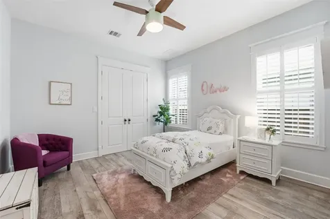 10 Mariner Pass Galveston TX 77554