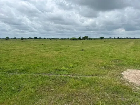2627 Beasley West End Road Beasley TX 77417