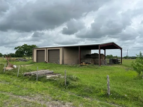 2627 Beasley West End Road Beasley TX 77417