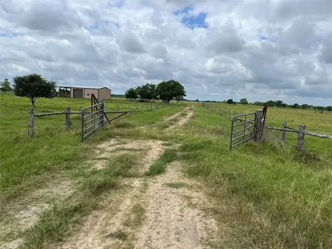 2627 Beasley West End Road Beasley TX 77417