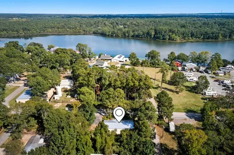 14619 Calvary Road Willis TX 77318