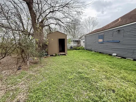 3053 Noble Street Houston TX 77026
