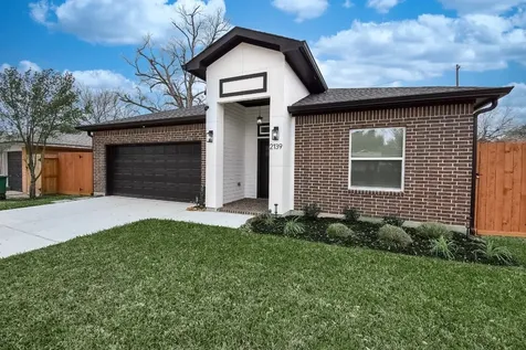 2139 Counter Point Drive Houston TX 77055