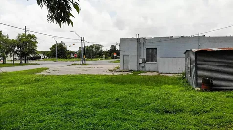 102 Main Street Tivoli TX 77990