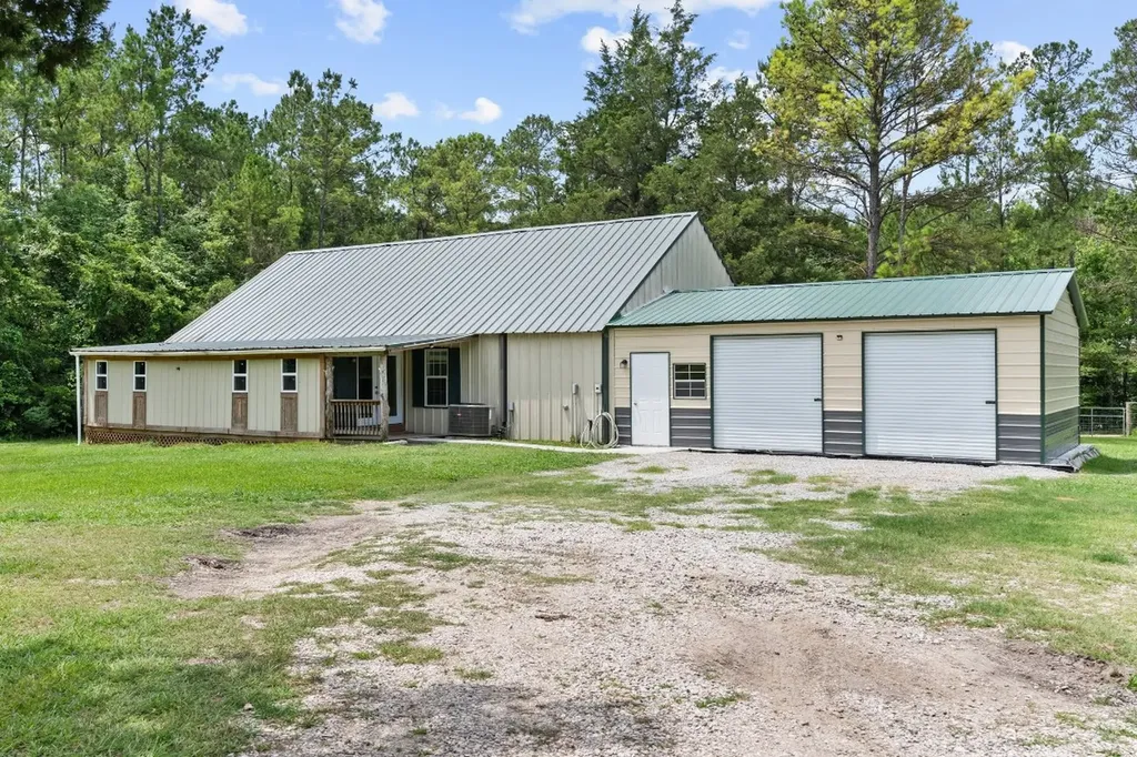 9 Wood Forest Drive New Waverly TX 77358