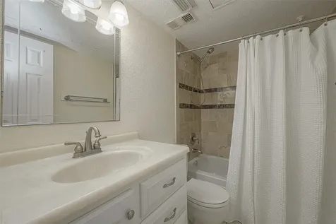 2350 Bering Drive 122 Houston TX 77057
