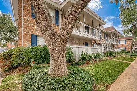 2350 Bering Drive 122 Houston TX 77057