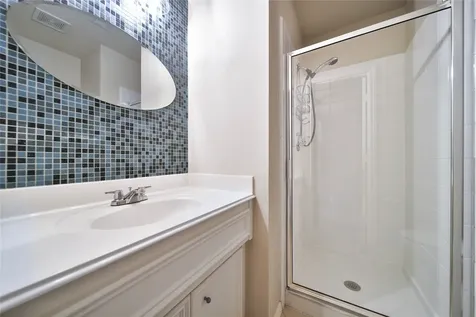 4408 Eigel Street Houston TX 77007