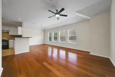4408 Eigel Street Houston TX 77007