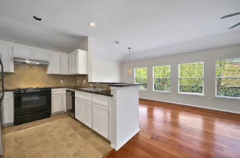 4408 Eigel Street Houston TX 77007