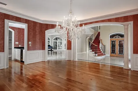 2 Wexford Court Houston TX 77024
