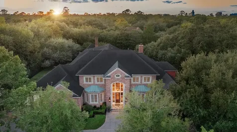 2 Wexford Court Houston TX 77024