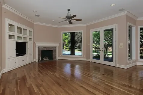 2 Wexford Court Houston TX 77024