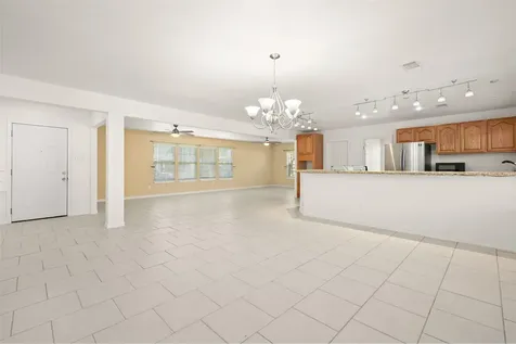 2206 Wimcrest Street Galveston TX 77551
