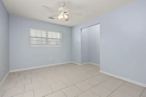 2206 Wimcrest Street Galveston TX 77551