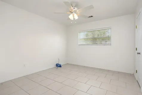 2206 Wimcrest Street Galveston TX 77551