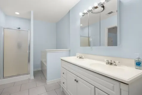 2206 Wimcrest Street Galveston TX 77551
