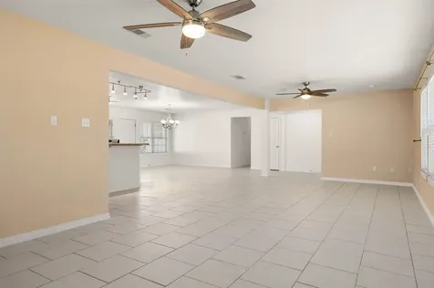 2206 Wimcrest Street Galveston TX 77551
