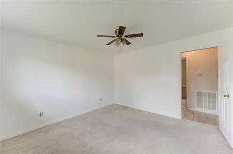 8610 Bluebonnet Street Highlands TX 77562
