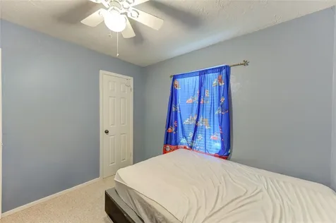 8610 Bluebonnet Street Highlands TX 77562