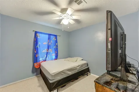 8610 Bluebonnet Street Highlands TX 77562
