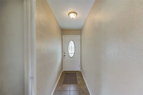 8610 Bluebonnet Street Highlands TX 77562