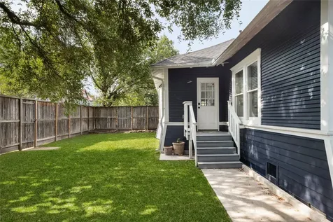 602 Aurora Street Houston TX 77008