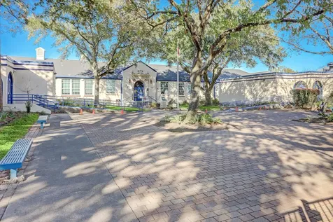 602 Aurora Street Houston TX 77008