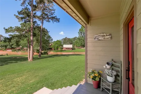 16 Wildwood Lake Drive Huntsville TX 77340