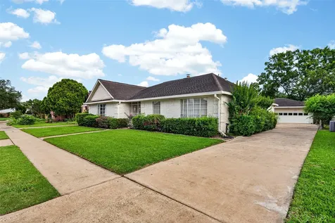 6215 Sanford Road Houston TX 77096