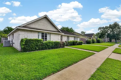 6215 Sanford Road Houston TX 77096