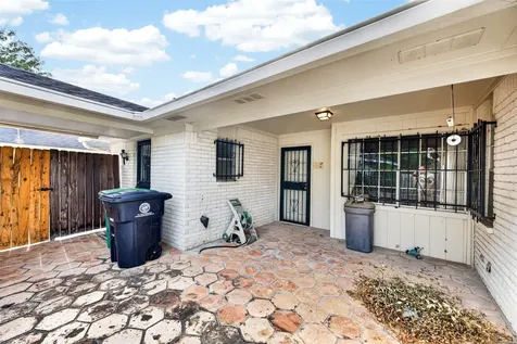 6215 Sanford Road Houston TX 77096