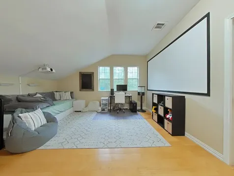 40 Dartmoor Court Coldspring TX 77331