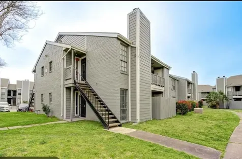 12500 Sandpiper Drive 179 Houston TX 77035