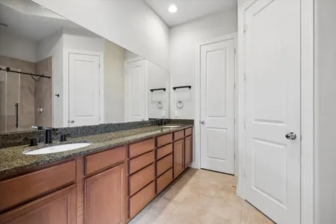 3804 Centerplaza Drive Houston TX 77007