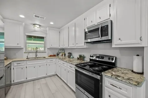 5709 David Street Dickinson TX 77539