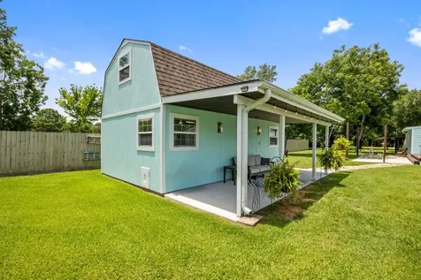 5709 David Street Dickinson TX 77539