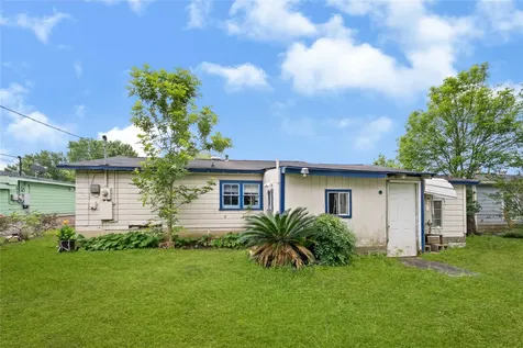 2107 Norman Street Pasadena TX 77506