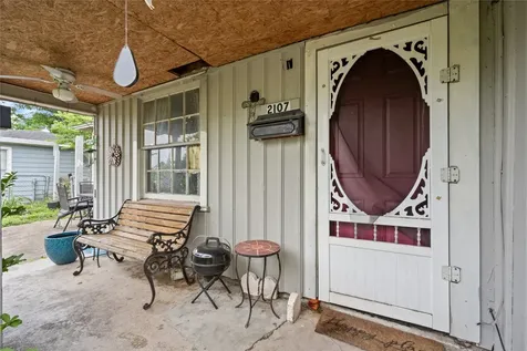 2107 Norman Street Pasadena TX 77506